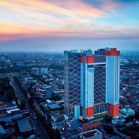 Fairfield By Marriott Surabaya Hotel Exterior photo