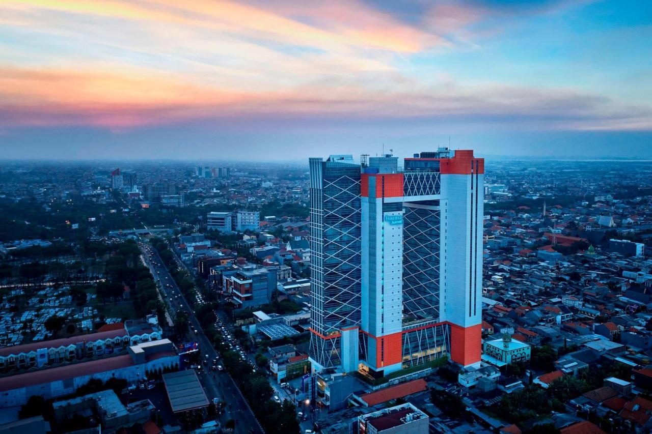 Fairfield By Marriott Surabaya Hotel Exterior photo