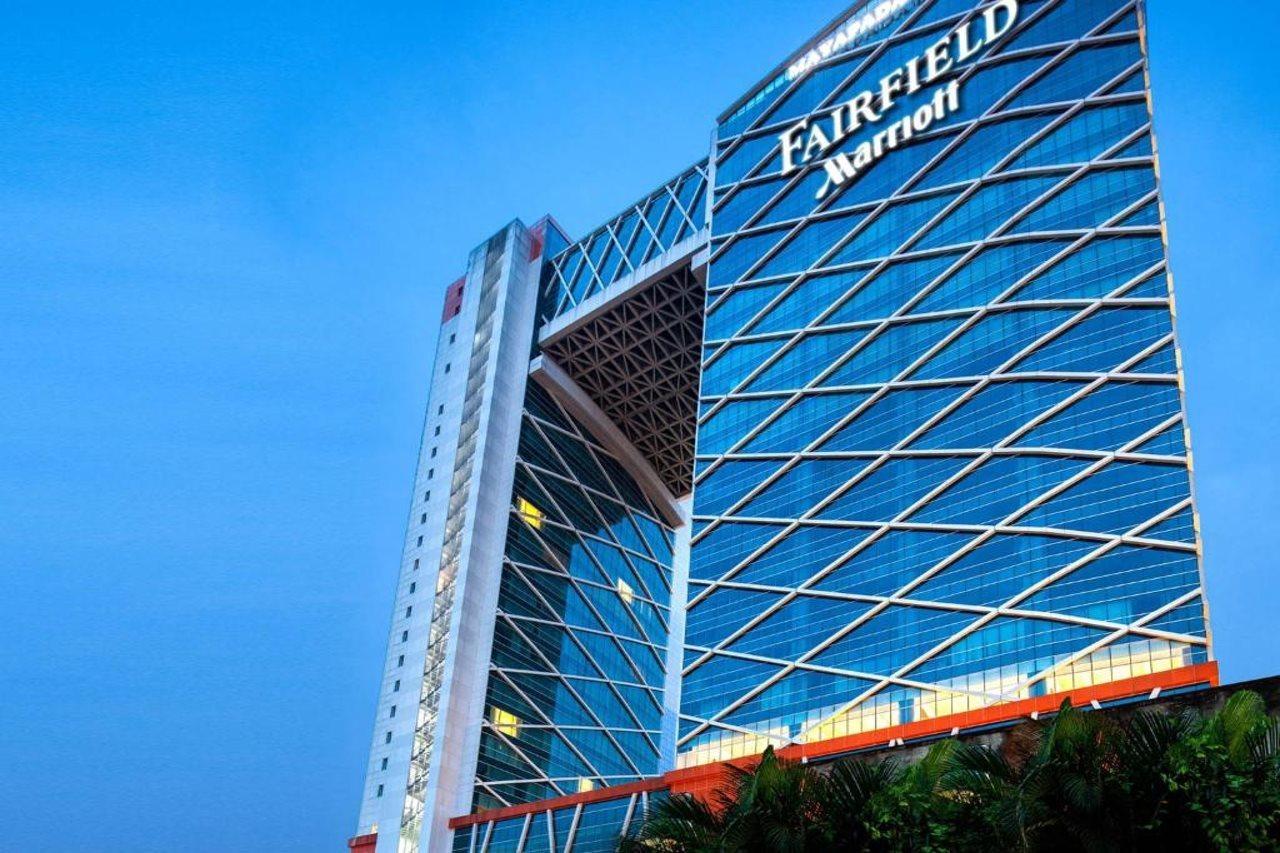 Fairfield By Marriott Surabaya Hotel Exterior photo